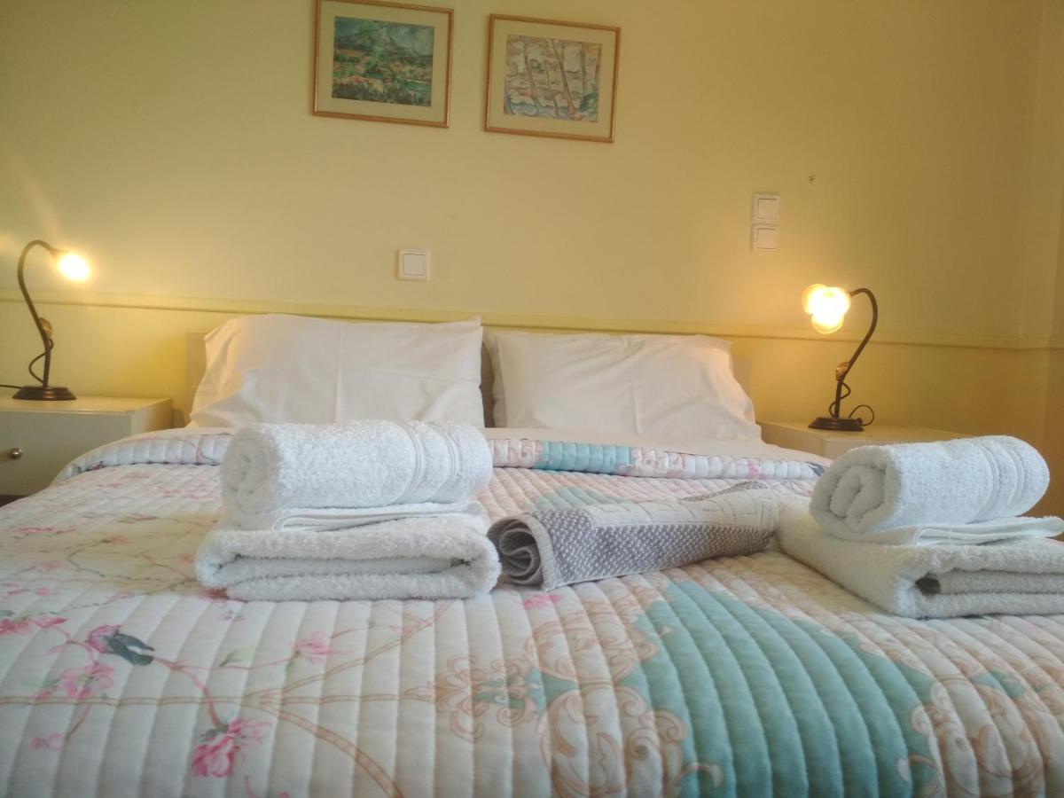 Rent Rooms Alexiou Limni  Exterior photo